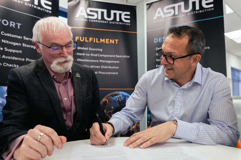 Siging of a MOU between Astute and Edinburgh Instruments