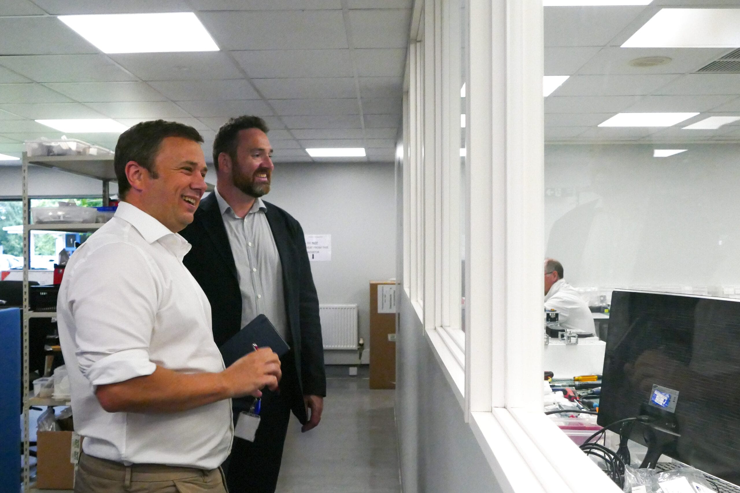 Livingston MP Visits Edinburgh Instruments Headquarters
